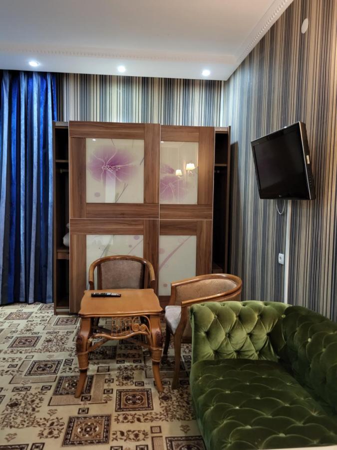 Seoul Hotel Shymkent Ngoại thất bức ảnh