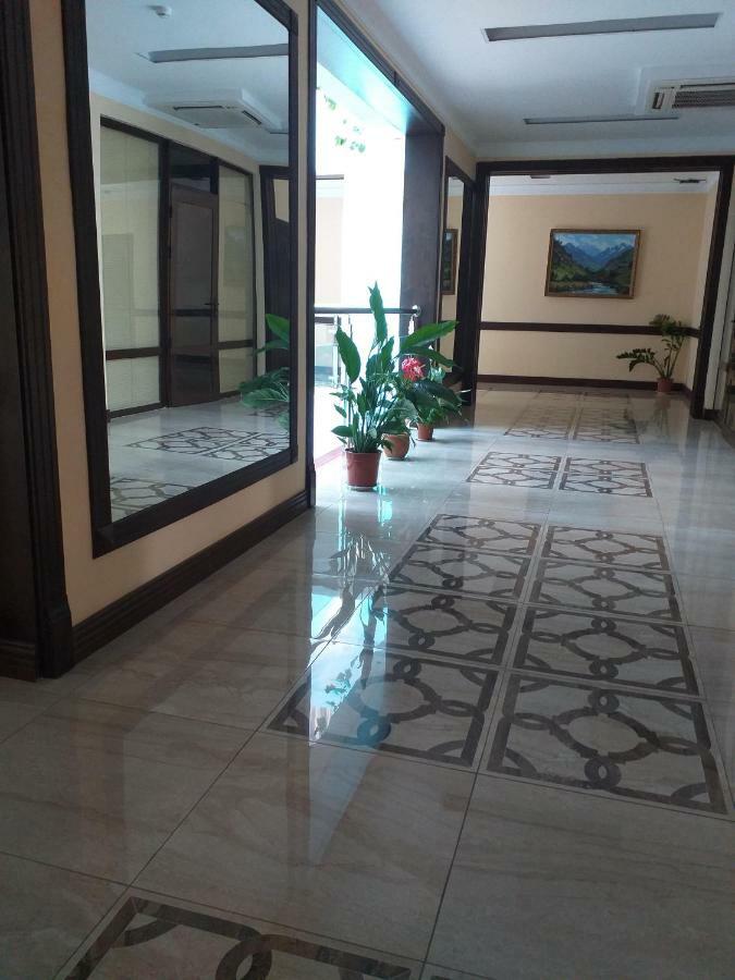 Seoul Hotel Shymkent Ngoại thất bức ảnh